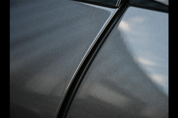Porsche Cayenne Coupé 3.0 E-Hybrid | NL Auto | Dealer Onderhouden | 18-Wegs Memory Seats | Panoramadak | 360 Camera | Luchtvering | Bose | Sport Chrono | Stoelventilatie | Stuur verwarmd | Soft Close | Trekhaak |