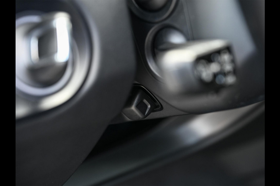 Porsche Cayenne Coupé 3.0 E-Hybrid | NL Auto | Dealer Onderhouden | 18-Wegs Memory Seats | Panoramadak | 360 Camera | Luchtvering | Bose | Sport Chrono | Stoelventilatie | Stuur verwarmd | Soft Close | Trekhaak |