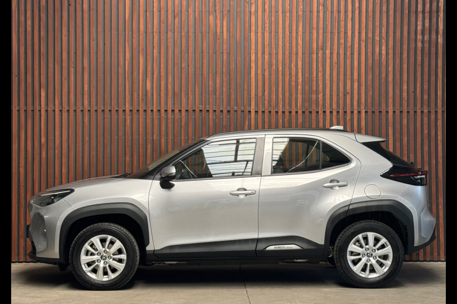 Toyota Yaris Cross 1.5 Hybrid Business NAVI-CAMERA-CARPLAY-PDC-CLIMA-CRUISE
