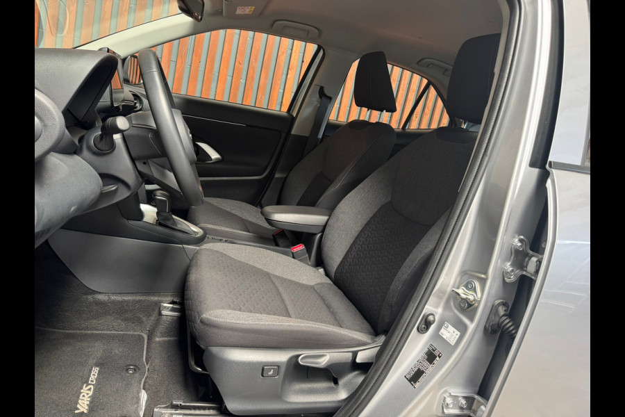 Toyota Yaris Cross 1.5 Hybrid Business NAVI-CAMERA-CARPLAY-PDC-CLIMA-CRUISE