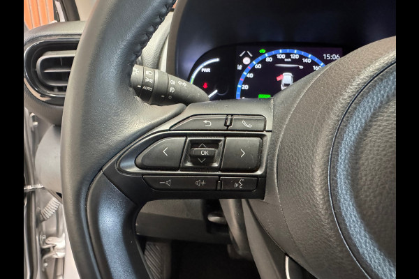 Toyota Yaris Cross 1.5 Hybrid Business NAVI-CAMERA-CARPLAY-PDC-CLIMA-CRUISE