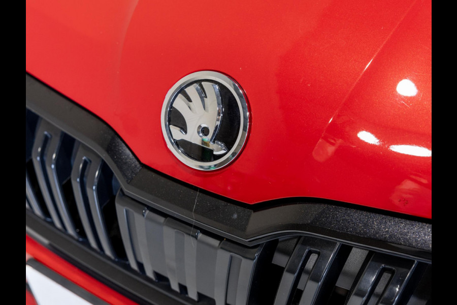 Škoda Kamiq 1.0 TSI Monte Carlo / 110pk / Panorama dak / Achteruitrij camera / Adaptieve cruise control /