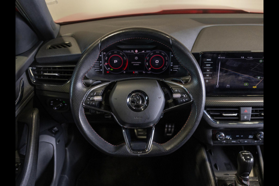 Škoda Kamiq 1.0 TSI Monte Carlo / 110pk / Panorama dak / Achteruitrij camera / Adaptieve cruise control /