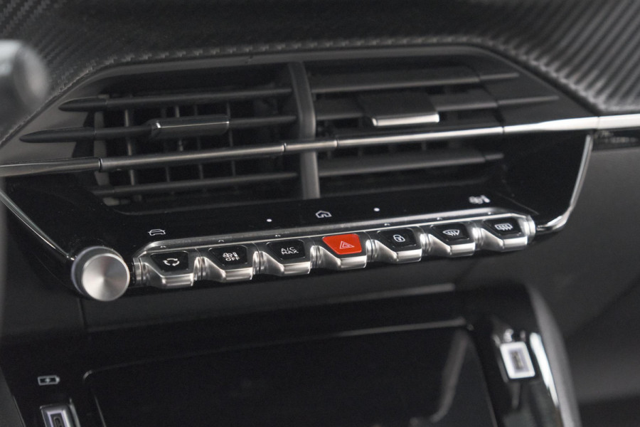 Peugeot 2008 Hybrid 136 e-DCS6 Allure | Navigatie | Parkeersensoren Voor + Achter | Apple Carplay