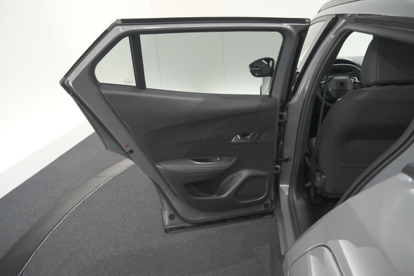 Peugeot 2008 Hybrid 136 e-DCS6 Allure | Navigatie | Parkeersensoren Voor + Achter | Apple Carplay