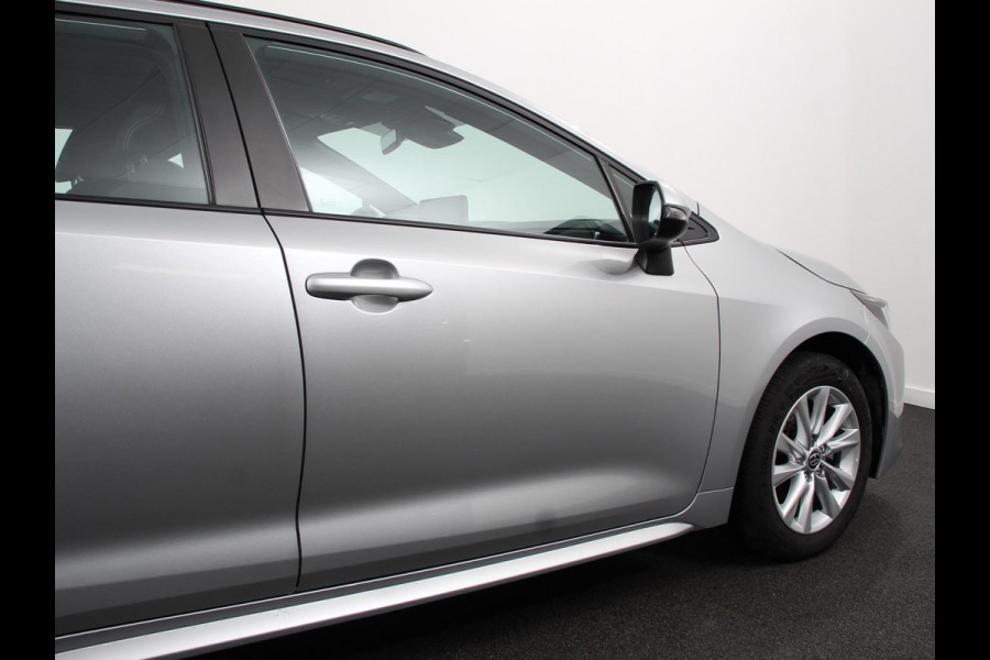 Toyota Corolla Touring Sports Automaat Hybrid 140 Active Navigatie Apple Carplay/Android Auto Climate Control Cruise Control Adaptieve 17"Lichtmetalen velgen Camera