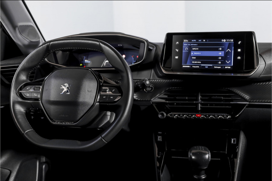 Peugeot 208 1.2 PureTech 100 PK Allure Pack | Cruise | PDC | Camera | App. Connect | ECC | DAB | LM 16" |