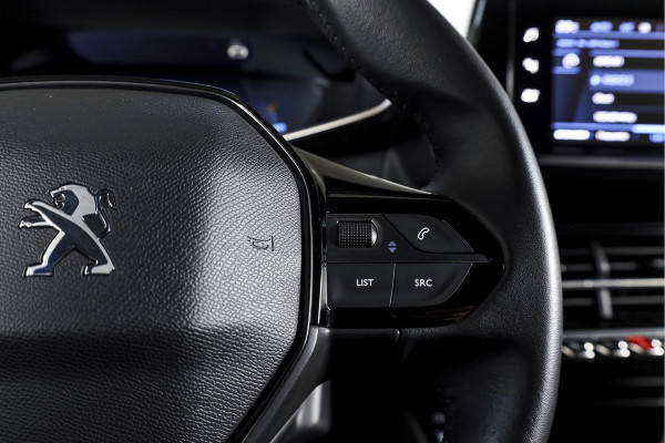 Peugeot 208 1.2 PureTech 100 PK Allure Pack | Cruise | PDC | Camera | App. Connect | ECC | DAB | LM 16" |