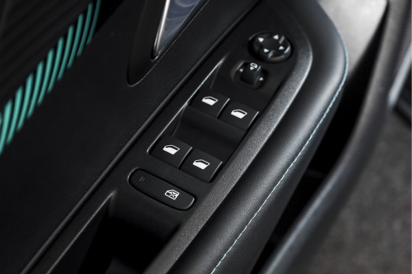 Peugeot 208 1.2 PureTech 100 PK Allure Pack | Cruise | PDC | Camera | App. Connect | ECC | DAB | LM 16" |