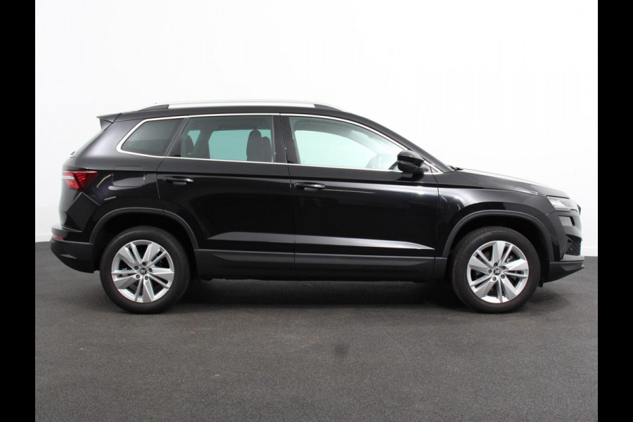 Škoda Karoq 1.5 TSI 150pk DSG ACT Selection Navigatie Apple Carplay/Android Auto Camera Parkeer sensoren Adaptieve Cruise Control Lichtmetalen Velgen Digitale Cockpit