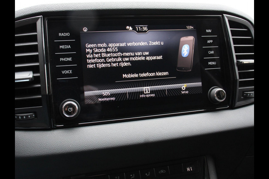 Škoda Karoq 1.5 TSI 150pk DSG ACT Selection Navigatie Apple Carplay/Android Auto Camera Parkeer sensoren Adaptieve Cruise Control Lichtmetalen Velgen Digitale Cockpit