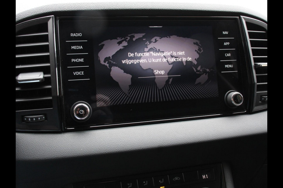 Škoda Karoq 1.5 TSI 150pk DSG ACT Selection Navigatie Apple Carplay/Android Auto Camera Parkeer sensoren Adaptieve Cruise Control Lichtmetalen Velgen Digitale Cockpit
