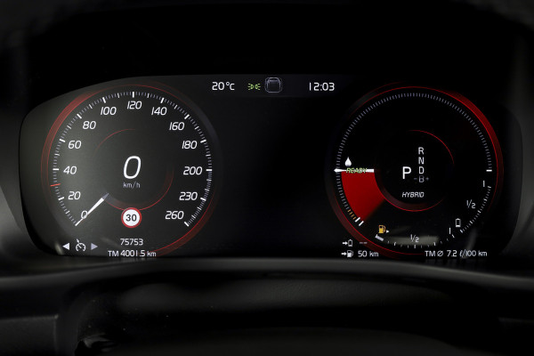 Volvo XC40 1.5 T4 Recharge Plus Bright | Dig. Cockpit | Cruise | Stoel-+Stuurverw. | PDC | Camera | NAV + App. Connect | ECC | Elek. Klep | LM 18" |