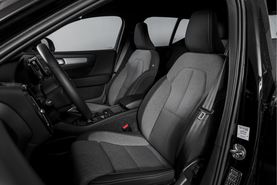 Volvo XC40 1.5 T4 Recharge Plus Bright | Dig. Cockpit | Cruise | Stoel-+Stuurverw. | PDC | Camera | NAV + App. Connect | ECC | Elek. Klep | LM 18" |
