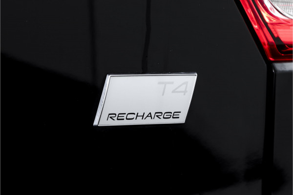 Volvo XC40 1.5 T4 Recharge Plus Bright | Dig. Cockpit | Cruise | Stoel-+Stuurverw. | PDC | Camera | NAV + App. Connect | ECC | Elek. Klep | LM 18" |