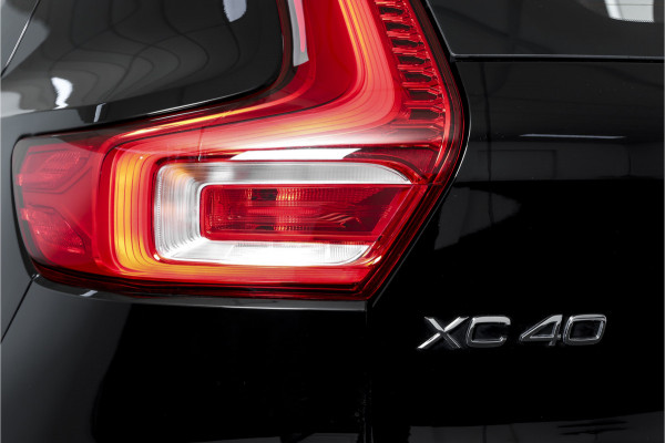 Volvo XC40 1.5 T4 Recharge Plus Bright | Dig. Cockpit | Cruise | Stoel-+Stuurverw. | PDC | Camera | NAV + App. Connect | ECC | Elek. Klep | LM 18" |
