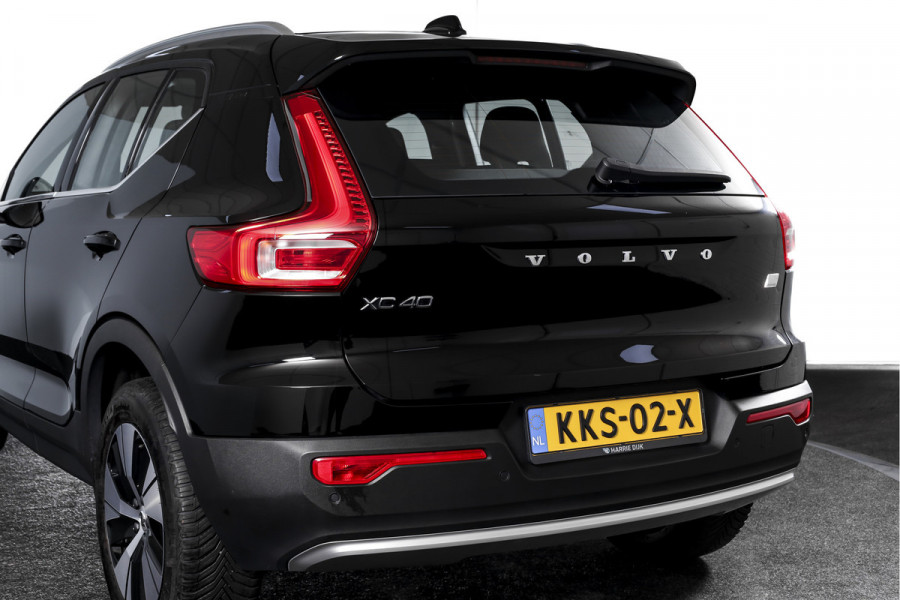 Volvo XC40 1.5 T4 Recharge Plus Bright | Dig. Cockpit | Cruise | Stoel-+Stuurverw. | PDC | Camera | NAV + App. Connect | ECC | Elek. Klep | LM 18" |