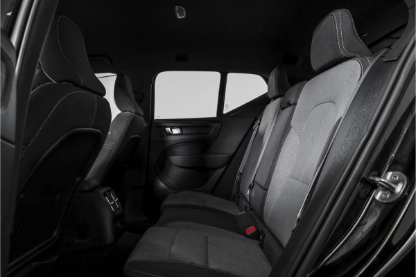 Volvo XC40 1.5 T4 Recharge Plus Bright | Dig. Cockpit | Cruise | Stoel-+Stuurverw. | PDC | Camera | NAV + App. Connect | ECC | Elek. Klep | LM 18" |