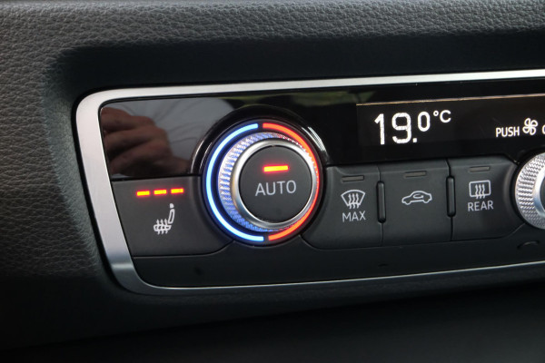 Audi Q3 Sportback 45 TFSI e S Line 245 PK | S-line | Elektrische Klep | Lederen bekleding | Audi Sporten Velgen |  Stoelverwarming | Camera | LED | DAB | Virtual Cockpit |