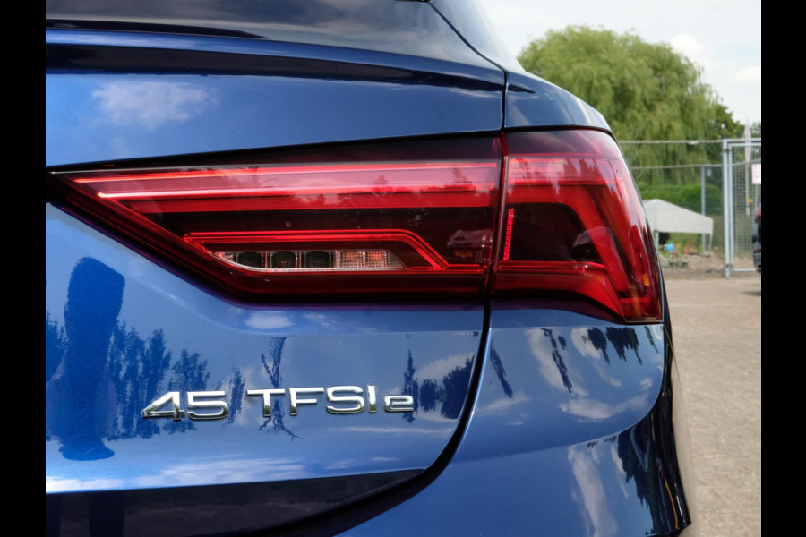 Audi Q3 Sportback 45 TFSI e S Line 245 PK | S-line | Elektrische Klep | Lederen bekleding | Audi Sporten Velgen |  Stoelverwarming | Camera | LED | DAB | Virtual Cockpit |