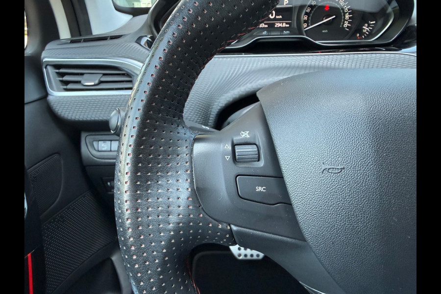 Peugeot 208 1.2 Turco GT-line - Automaat - Navi - Climate - Camera - Cruise