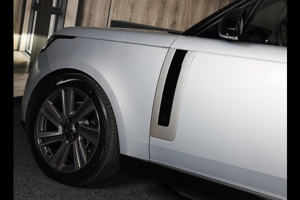 Land Rover Range Rover P 510E SV / Chauffeurspakket / Leder / Massage / Meridian / 360 Camera / Head Up / Open Pano / 22 Inch
