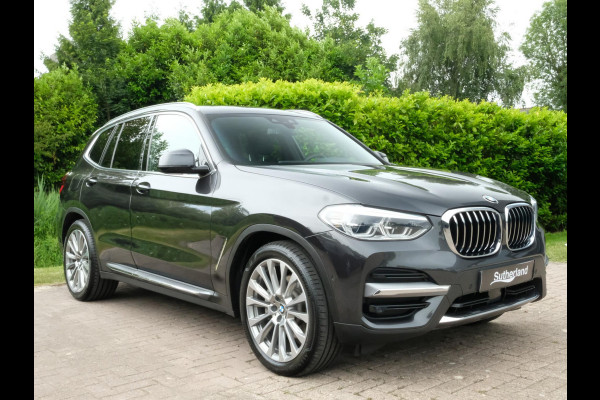 BMW X3 xDrive30e High Executive 292 PK | Sportstoelen | Adaptive cruise control | Keyless | Elektrische achterklep | Stoelverwarming | Camera | Head up Display | 20 inch