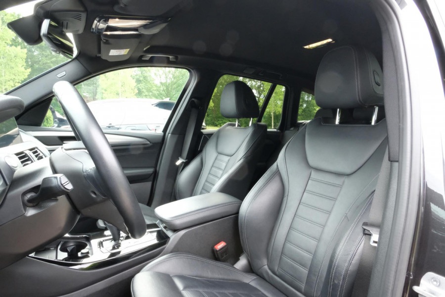 BMW X3 xDrive30e High Executive 292 PK | Sportstoelen | Adaptive cruise control | Keyless | Elektrische achterklep | Stoelverwarming | Camera | Head up Display | 20 inch