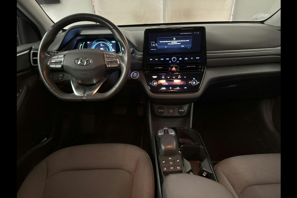 Hyundai IONIQ i-Motion EV 38 kWh 46.300 KM | SOH 95,6% | Navigatie | Achteruitrijcamera | WORDT VERWACHT!