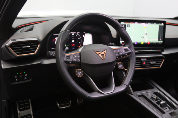 CUPRA Formentor 1.4 e-Hybrid VZ 245 PK Performance PHEV, Panoramadak, BEATS-Audio, 360 Camera, Stuur-Startknop