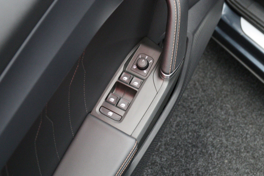 CUPRA Formentor 1.4 e-Hybrid VZ 245 PK Performance PHEV, Panoramadak, BEATS-Audio, 360 Camera, Stuur-Startknop