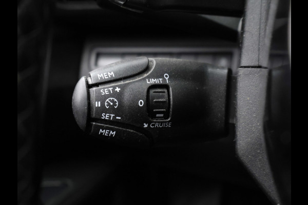 Peugeot 5008 1.2 PureTech Allure Avantage Sport (APPLE CARPLAY,NAVI,CAMERA,360 VIEW,GETINT,CLIMATE,CRUISE,SPORTSTOELEN,LM VELGEN)