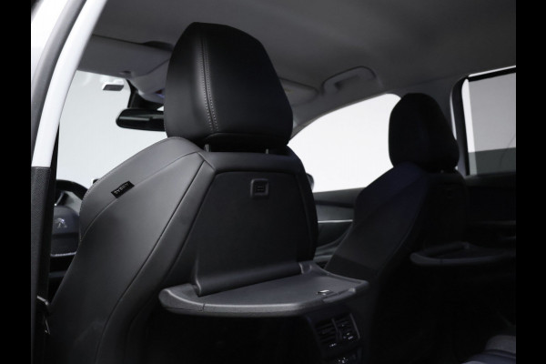 Peugeot 5008 1.2 PureTech Allure Avantage Sport (APPLE CARPLAY,NAVI,CAMERA,360 VIEW,GETINT,CLIMATE,CRUISE,SPORTSTOELEN,LM VELGEN)