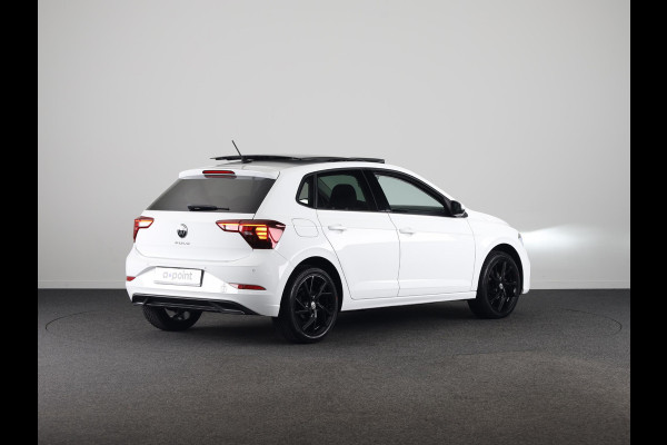 Volkswagen Polo 1.0 TSI Life 95 pk | Navigatie via App | Panoramadak | 17" LM velgen | Parkeersensoren | Adaptieve cruise control | LED koplampen | Stoelverwarming |
