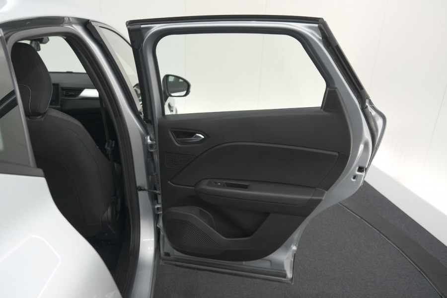 Renault Captur TCe 90 Zen | Trekhaak | Parkeersensoren | Navigatie | Stoelverwarming