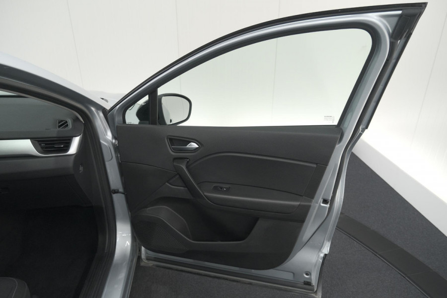Renault Captur TCe 90 Zen | Trekhaak | Parkeersensoren | Navigatie | Stoelverwarming