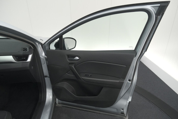 Renault Captur TCe 90 Zen | Trekhaak | Parkeersensoren | Navigatie | Stoelverwarming