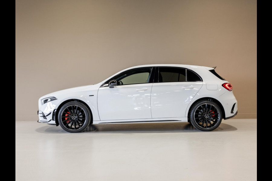 Mercedes-Benz A-Klasse 250 e Business Solution AMG Limited / 218pk / Sfeerverlichting / Stoelverwarming /
