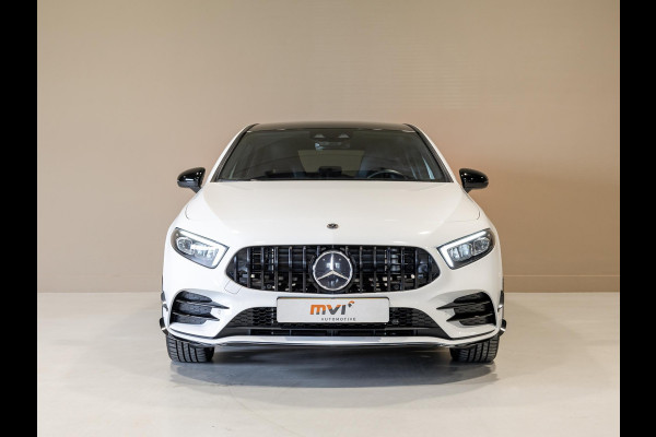 Mercedes-Benz A-Klasse 250 e Business Solution AMG Limited / 218pk / Sfeerverlichting / Stoelverwarming /