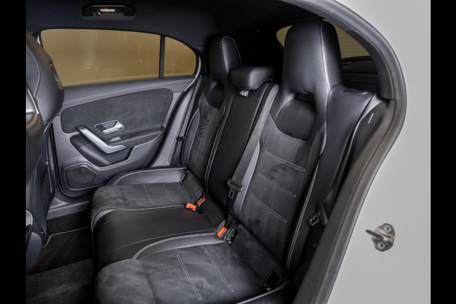 Mercedes-Benz A-Klasse 250 e Business Solution AMG Limited / 218pk / Sfeerverlichting / Stoelverwarming /