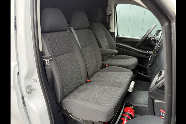 Mercedes-Benz eVito 66 kWh / FULL ELECTRIC / L2H1 / AUTOMAAT / BOTT INRICHTING / 1e EIG. / CAMERA / 3-ZITS / CRUISE
