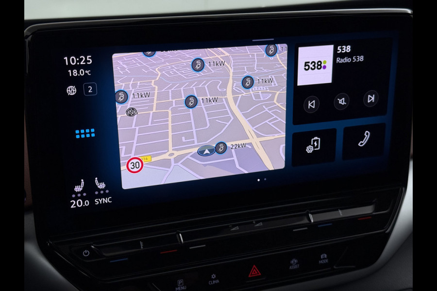 Volkswagen ID.4 Max 82kWh SOH 93% Warmtepomp Panoramdak Ergo Active+Memory Head-Up Display 360°Camera Stoel+Stuurverwarming Navi Ecc Pdc Apple Carplay/Android Auto Lmv 21" Keyless advanced display Matrix led Dodehoek detector Dealeronderhouden 1e Eigenaar Origineel Nederlandse Auto