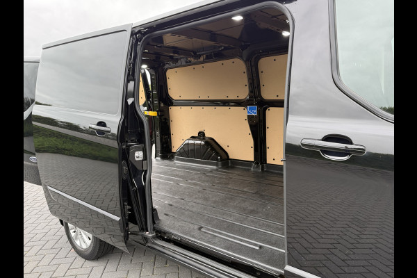 Ford Transit Custom 2.0 TDCI 130 PK AUTOMAAT LIMITED / L2H1 / 1e EIG. / TREKHAAK / CAMERA / 3-ZITS / LANE ASSIST / LED