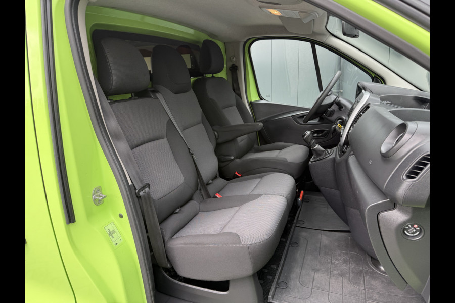 Renault Trafic 1.6 dCi / L1H1 / 1e EIG. / BOTT INRICHTING / TREKHAAK / IMPERIAAL / 3-ZITS / AIRCO / CRUISE / NAVI