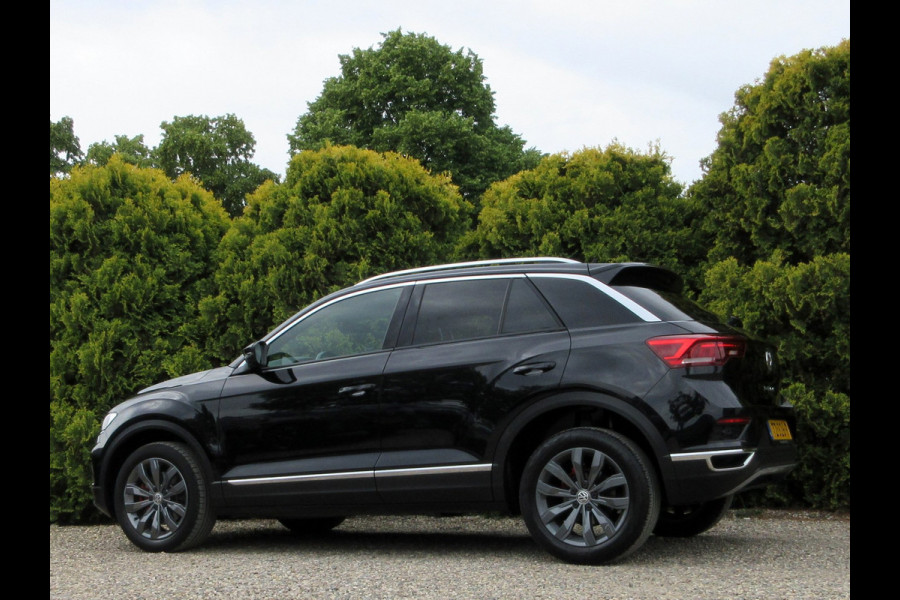 Volkswagen T-Roc 1.0 TSI Sport *LED * Virt. Cockpit * Carplay *