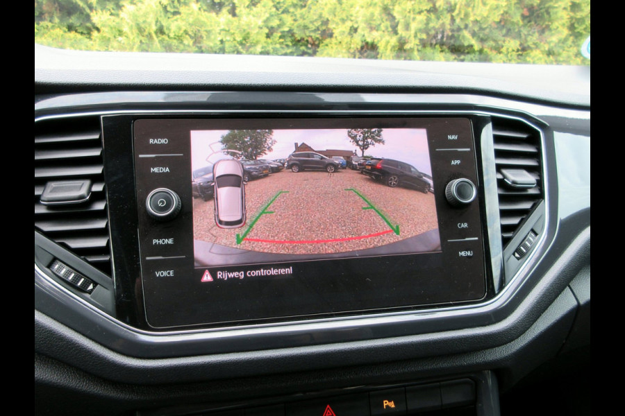 Volkswagen T-Roc 1.0 TSI Sport *LED * Virt. Cockpit * Carplay *