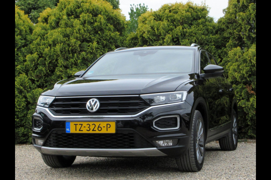 Volkswagen T-Roc 1.0 TSI Sport *LED * Virt. Cockpit * Carplay *