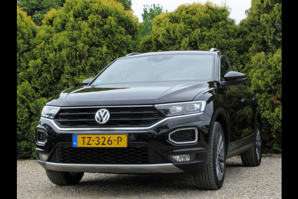 Volkswagen T-Roc 1.0 TSI Sport *LED * Virt. Cockpit * Carplay *