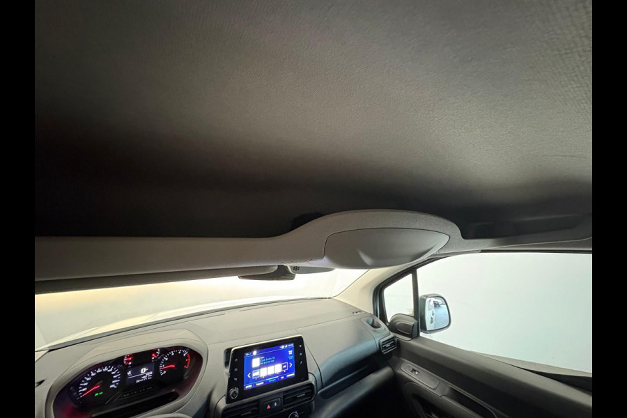 Peugeot Partner 1.5 BlueHDI Premium Long Navigatie Apple Carplay Android Auto Parkeersensoren achter Cruise Control Airco Lang L2