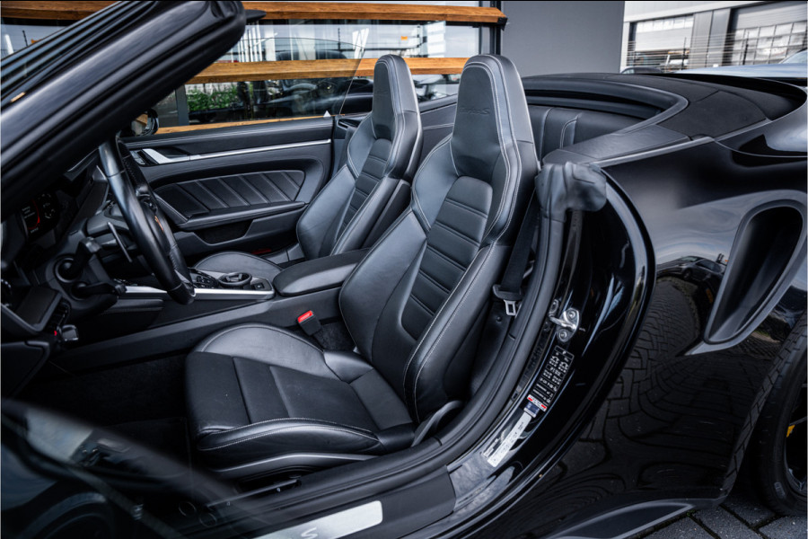 Porsche 911 Cabrio 3.8 Turbo S - Sport Chrono + | Stoelkoeling | Bose | Memory